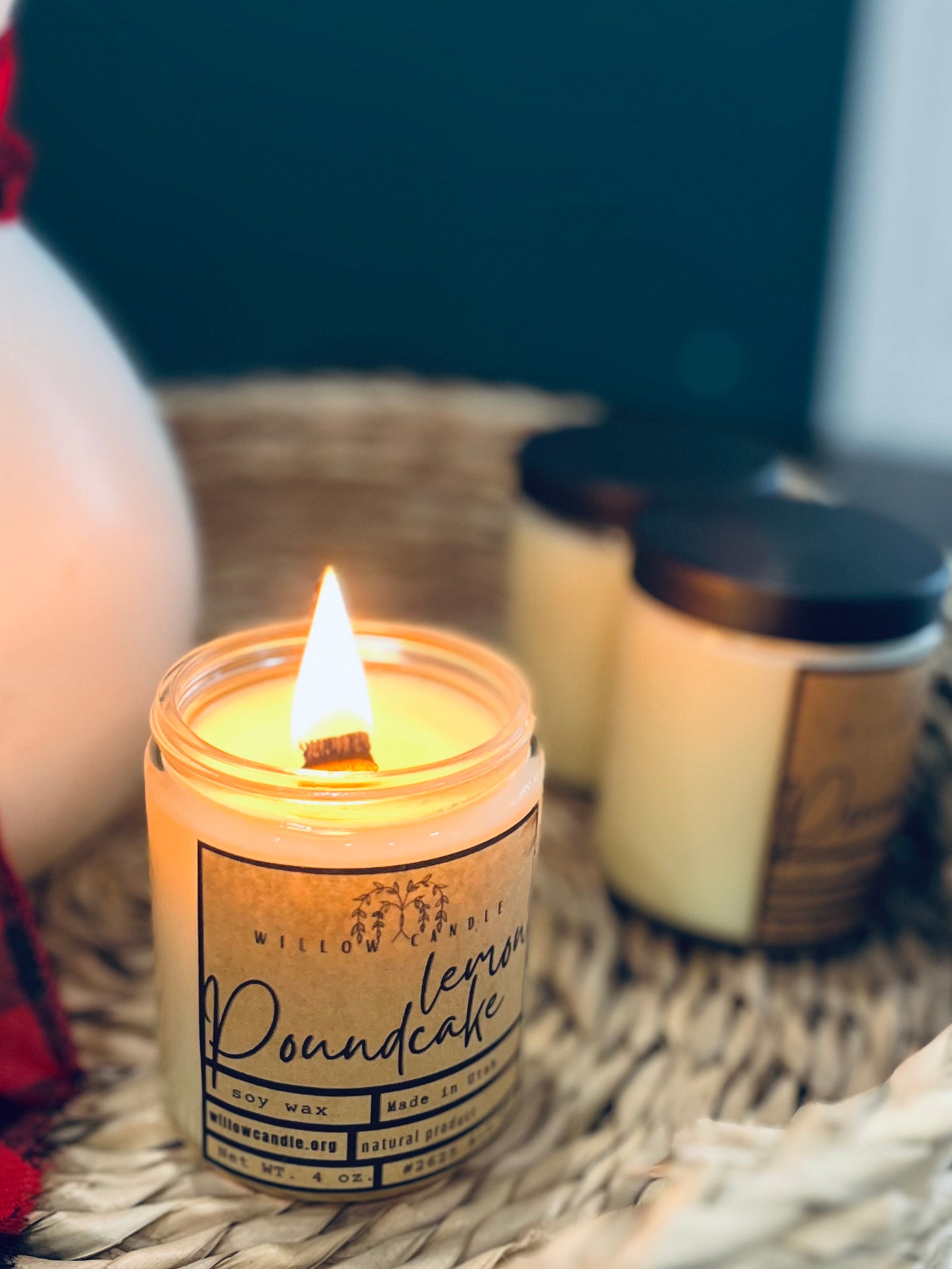 8 oz Lemon Poundcake soy wax candle with wood wick