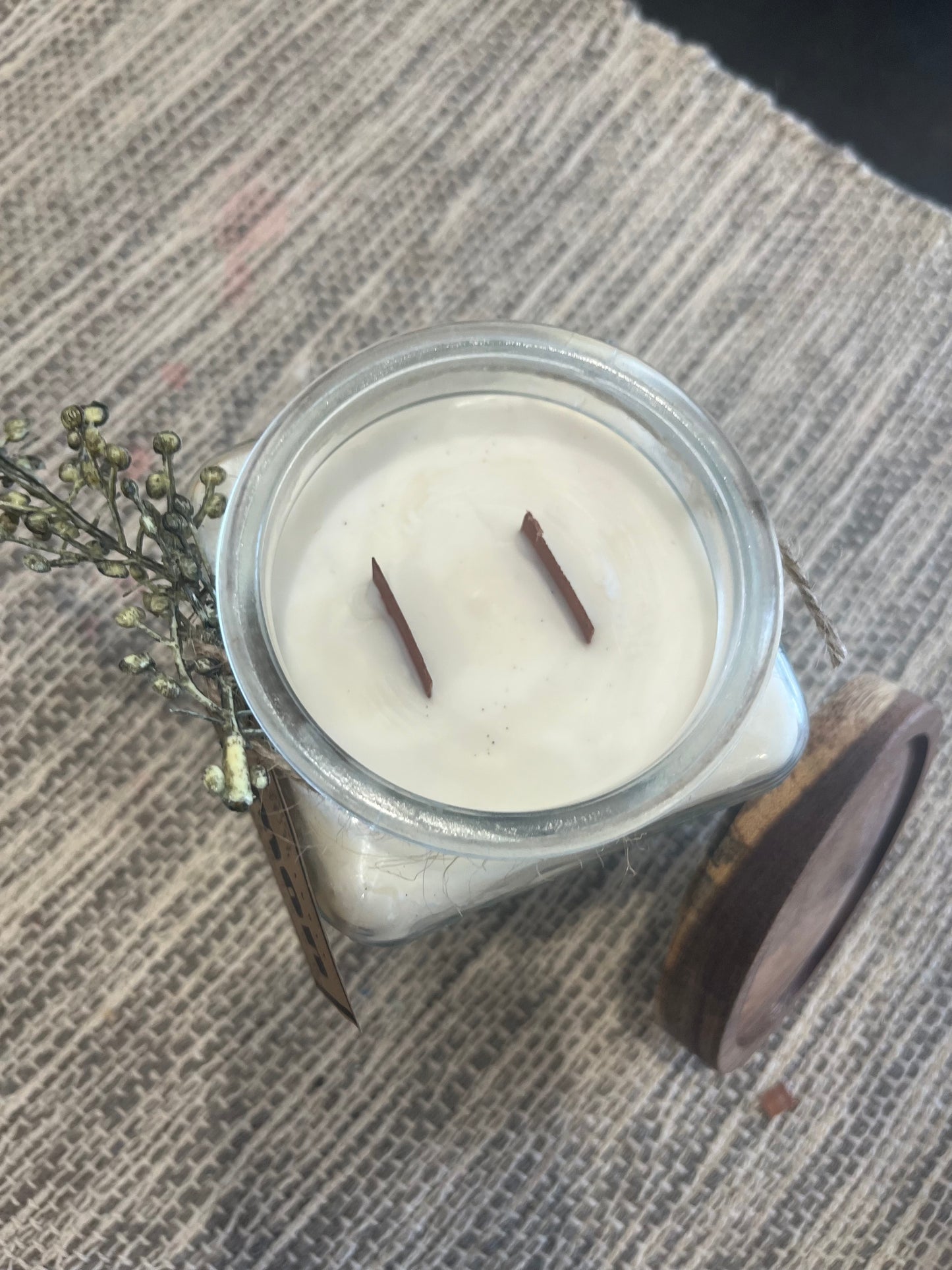 Lemmon poundcake soy wax wood wick candle